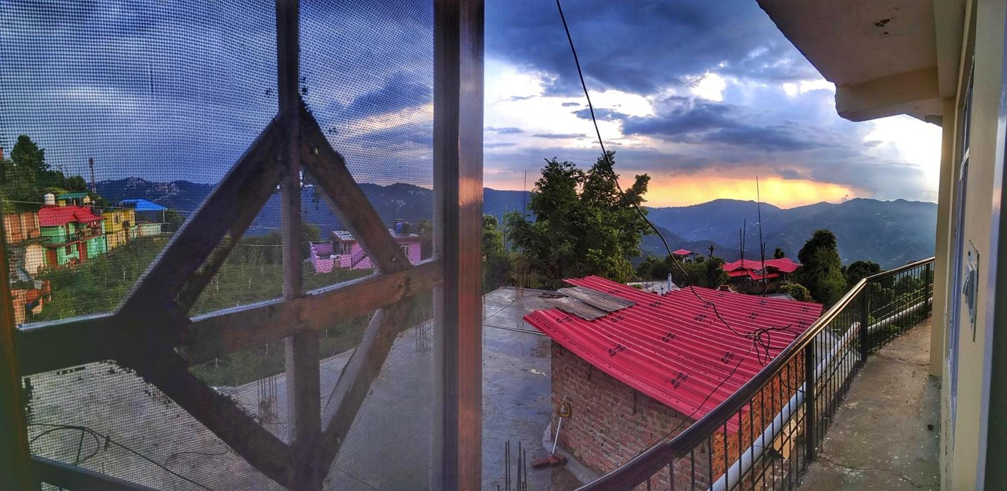 Vintage Woods Inn Shimla Exterior foto